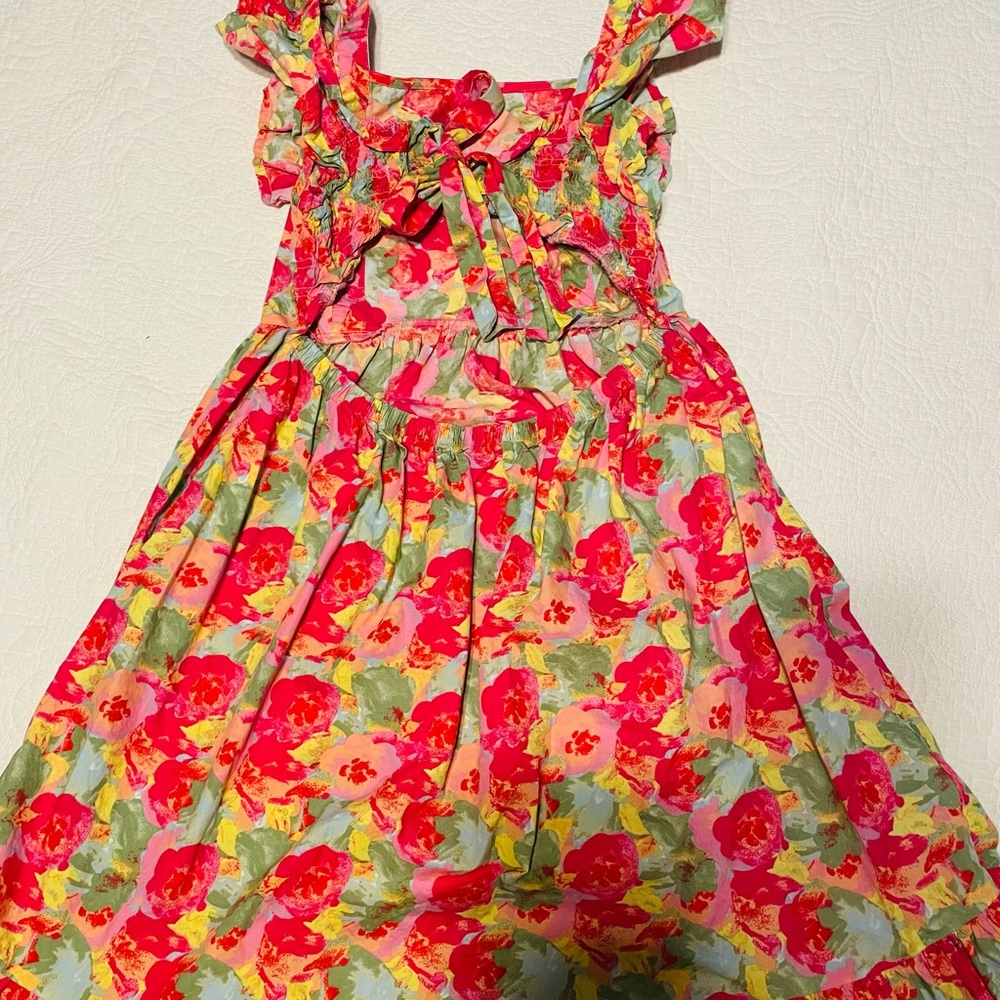 Used mommy and me midi dress in size Medium